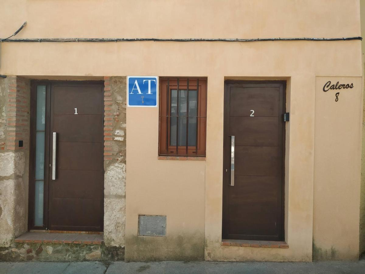 Caleros 8 Estudio - Apartamentos De La Parte Antigua De Caces エクステリア 写真
